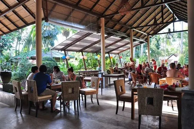 Phalarn Inn Resort - Yeme / İçme