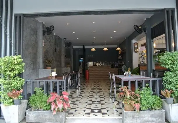 Phang Nga Guesthouse - Yerinde Yemek