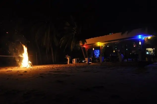 Phangan Rainbow Bungalows - Plaj