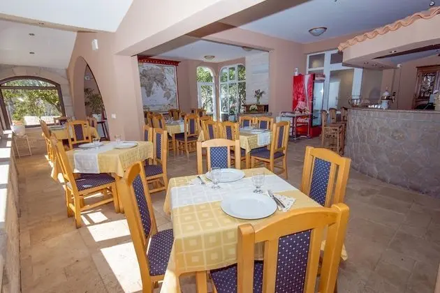 Hotel Pharos - İç Mekan