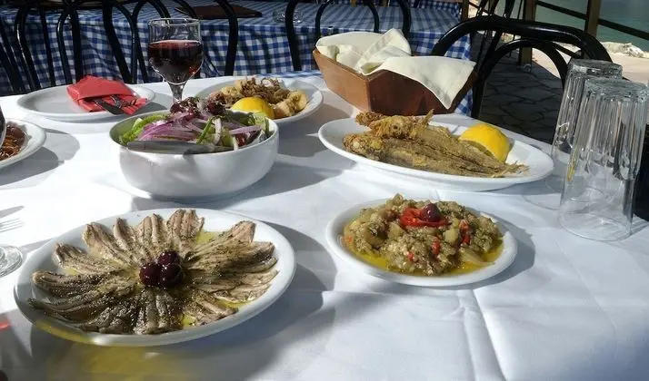 Pharos Rooms - Yerinde Yemek