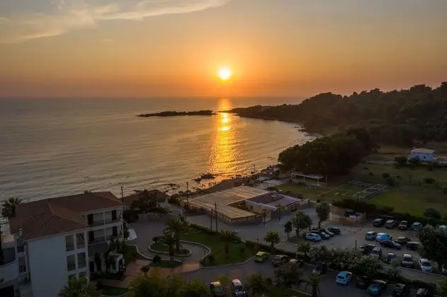 PHEIA, Vriniotis Resorts - Dış Mekan