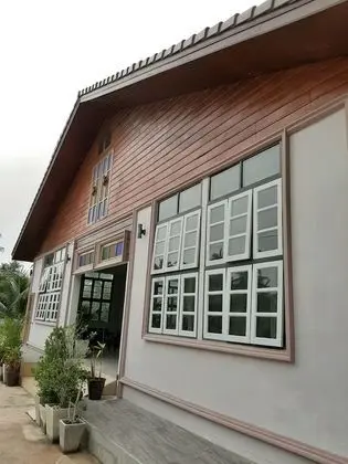 Phen Waree Ampawa Resort - Dış Mekan