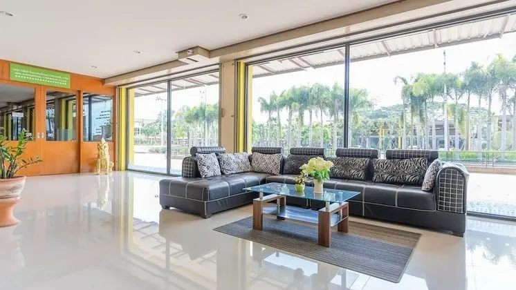 Phet Ngam Hotel - Lobi