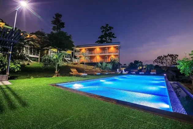 Phi Phi Chang Grand Resort & Spa