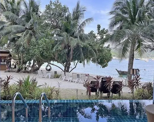 Phi Phi Cliff Beach Resort - Havuz