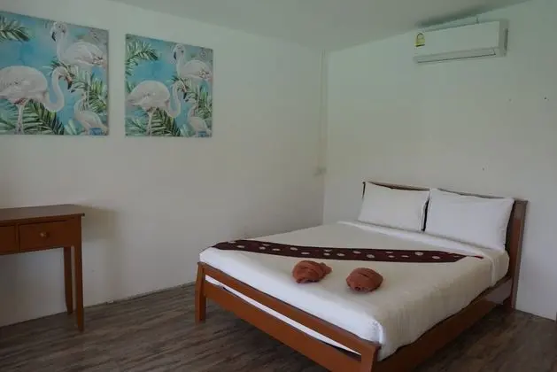 Phi Phi Cozy Seafront Resort - Oda