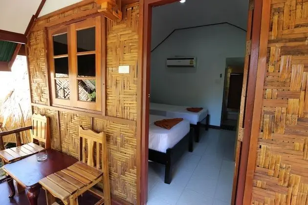 Phi Phi Jungle Hill Bungalow - Oda