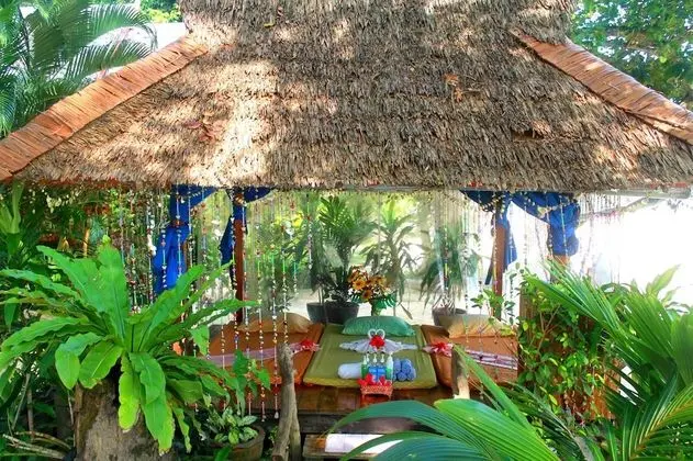Phi Phi Relax Beach Resort - Spa