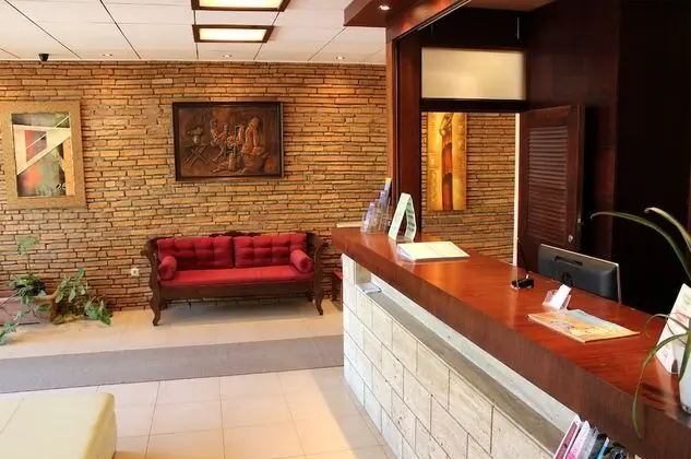 Philoxenia Hotel & Studios - Lobi