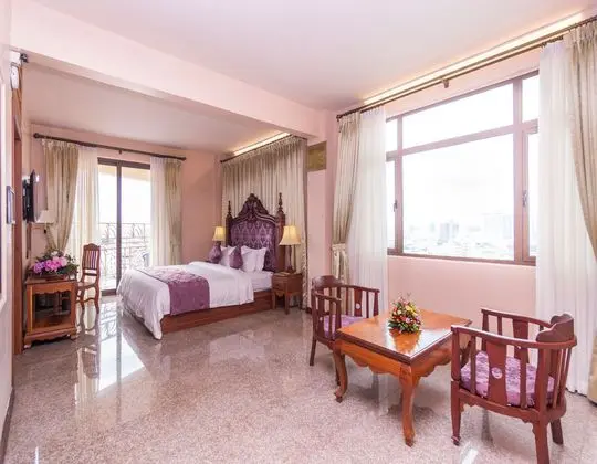 Phnom Penh Era Hotel - Oda
