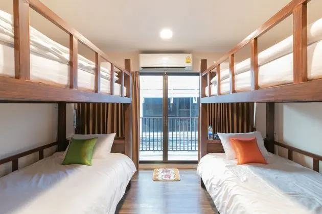 PHOB PHAN HOSTEL