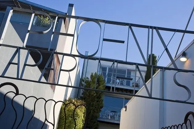 Phoenix Apartments - Dış Mekan