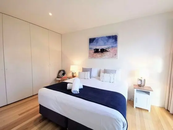 Phoenix Apartments - Oda
