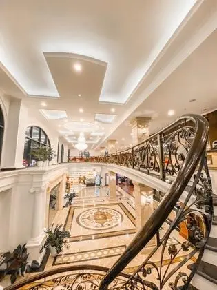 Phoenix Hotel - Lobi