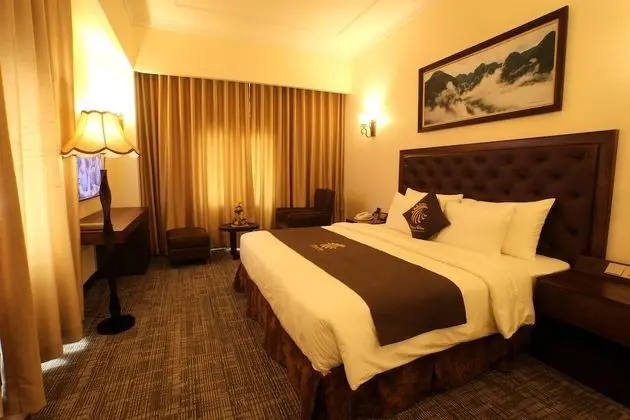 Phoenix Hotel - Oda