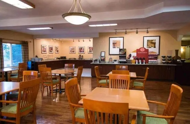 Phoenix Inn Suites Albany