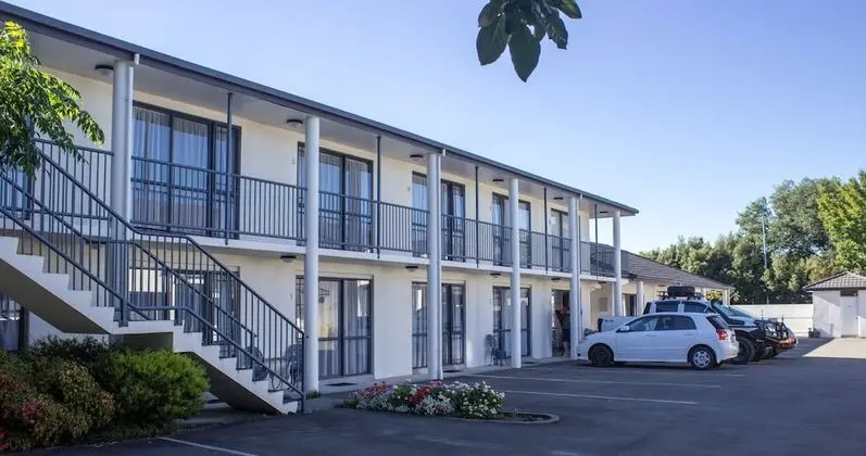 Phoenix Motor Inn