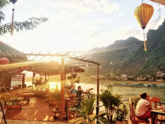 Phong Nha Coco Riverside Homestay - Yerinde Yemek