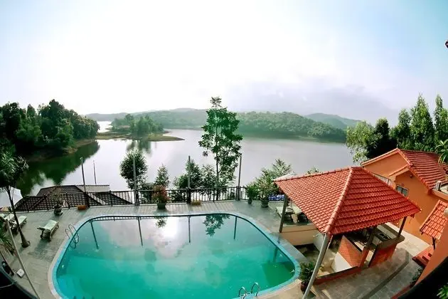 Phong Nha Lake House - Havuz