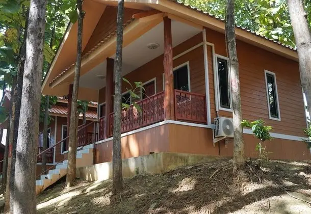 Phrom Prathan Resort