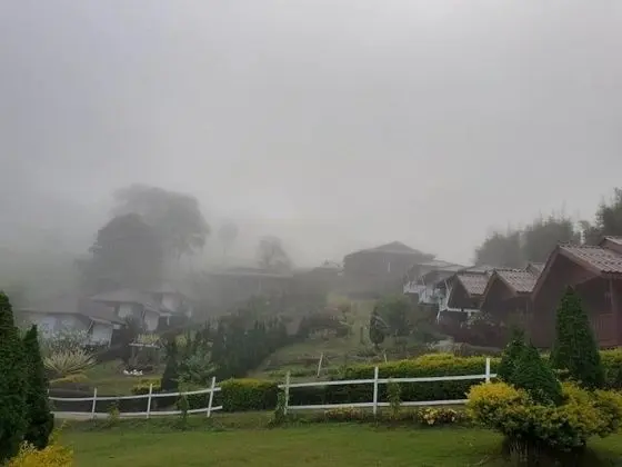 Phu Mok Dok Mai Resort