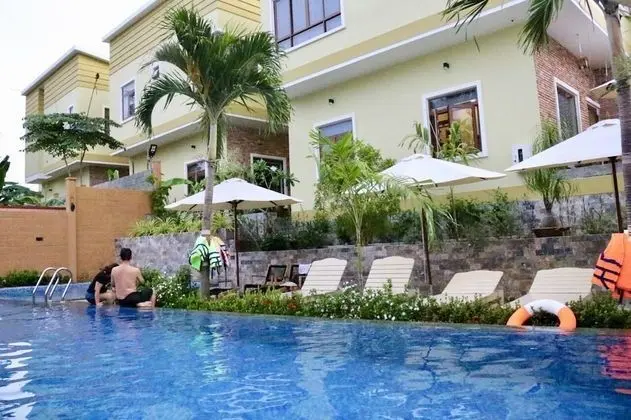 Phu Quoc Village - Havuz