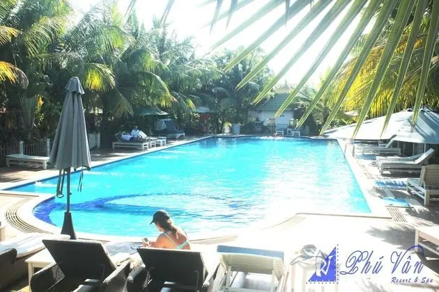 Phu Van Resort & Spa - Havuz