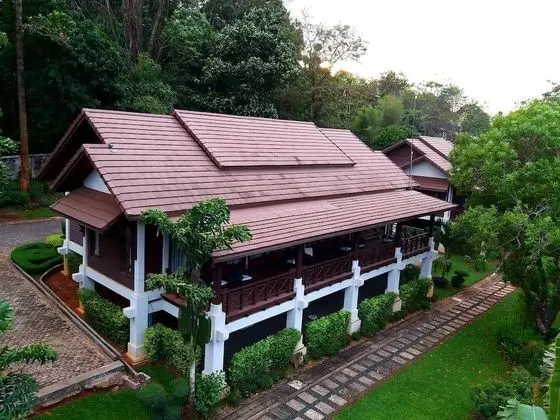 Phubachiang Golf & Resort Pakse