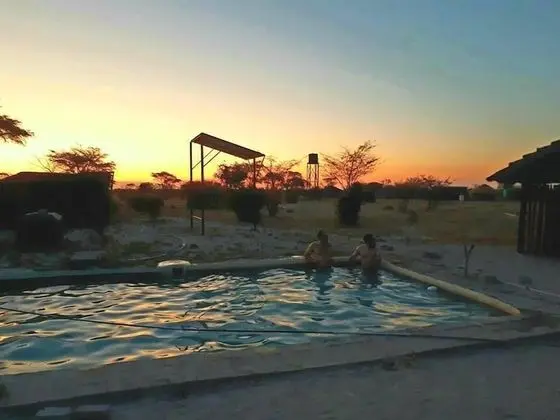 Phudzi Resort T/A Makgadikgadi Adventures - Havuz