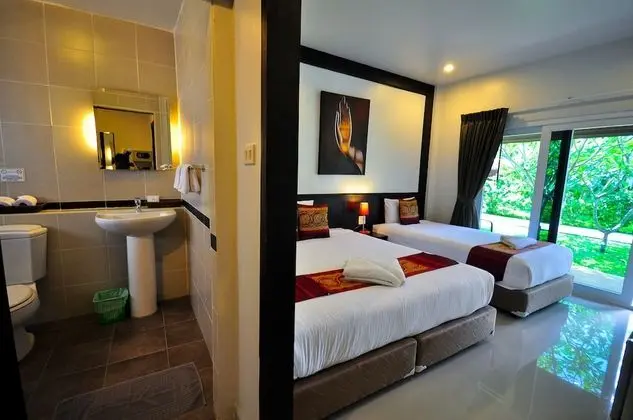 Phuket Airport Hotel - Oda