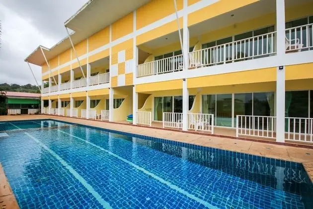 Phuket Airport Sonwa Resort - Havuz