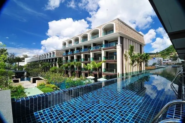 Phuket Graceland Resort & Spa