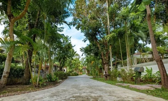 Phuket Ratchamaka Pool Villa - Dış Mekan