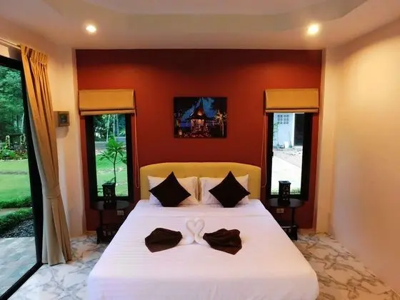 Phuket Sirinapha Resort - Oda