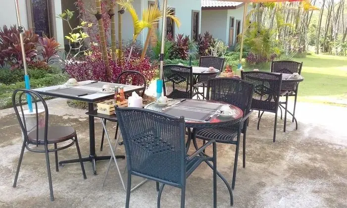 Phuket Sirinapha Resort - Yerinde Yemek