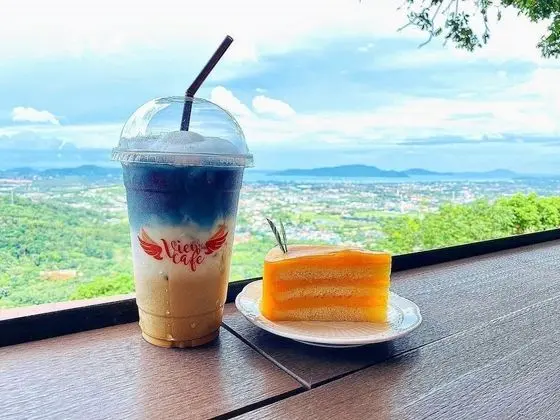 Phuket View Coffee and Resort - Yerinde Yemek
