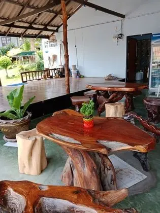 Phupha Bungalow - Lobi