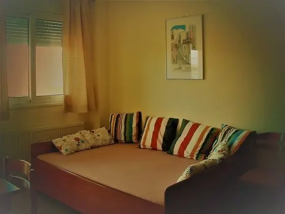Phyllis Maisonettes - Oda