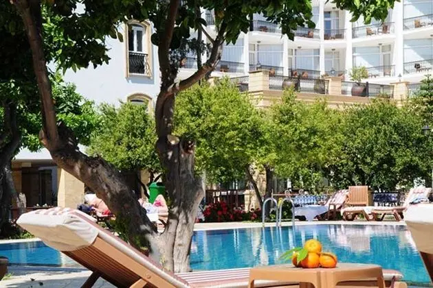 Pia Bella Hotel - Havuz