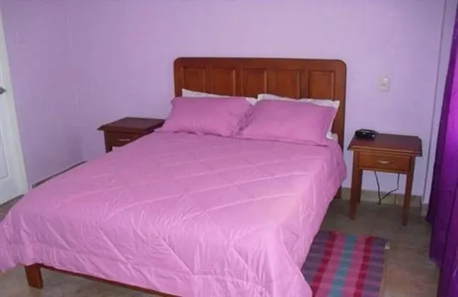 Piarco Village Suites - Oda