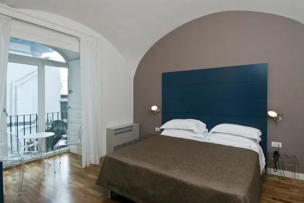 Hotel Piazza Bellini & Apartments - Oda