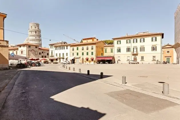 Piazza dei Miracoli Flat