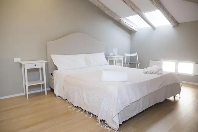 Piazza dei Tribunali