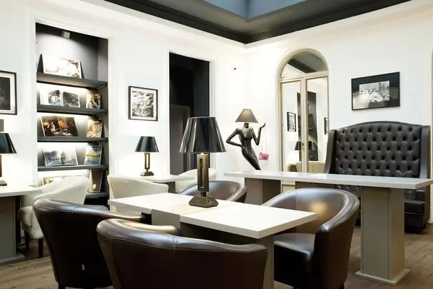 Piazza Farnese Luxury Suites