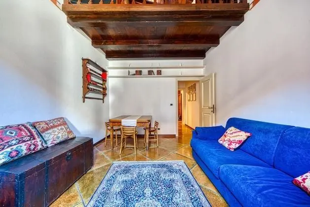 Piazza Maggiore Duplex Apartment by Wonderful Italy