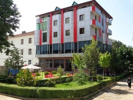 Piazza Hotel