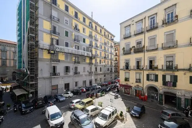 Piazza Portanova 11 - Appartamento Grande