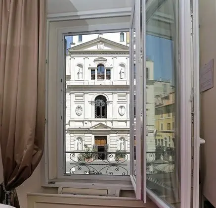 Piazzetta de' Monti Suites