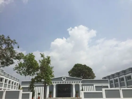 Picasso Hotel 24 Inn